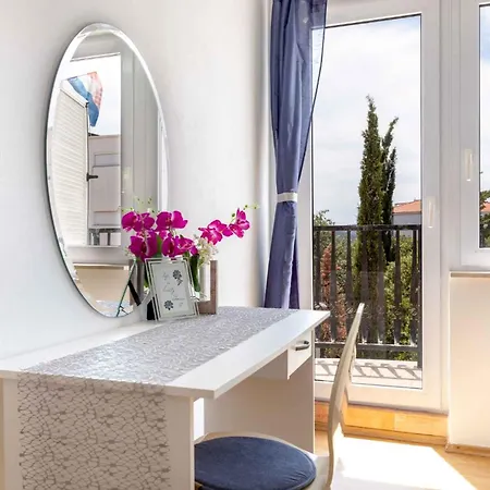 - Sibenik Riviera 36423 *