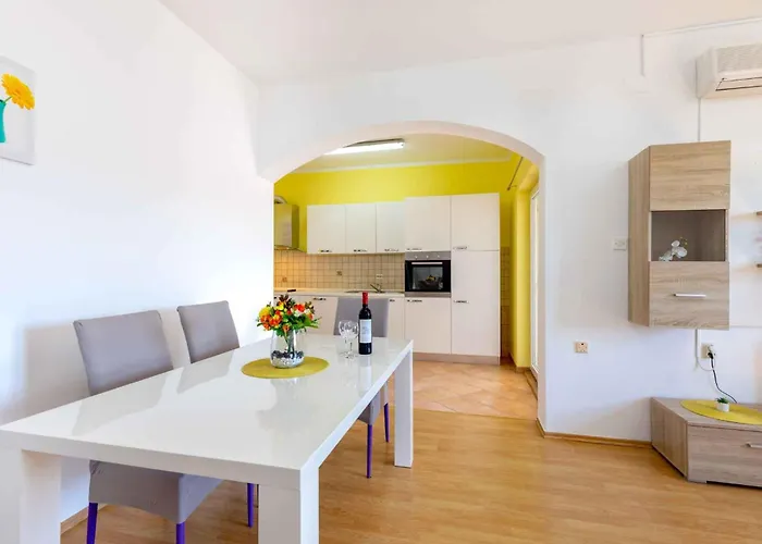 - Sibenik Riviera 36423 Daire