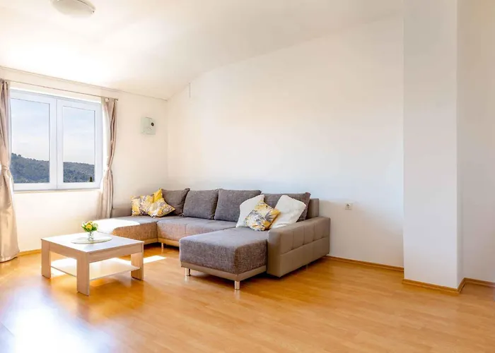 - Sibenik Riviera 36423 * Rogoznica (Sibenik-Knin)