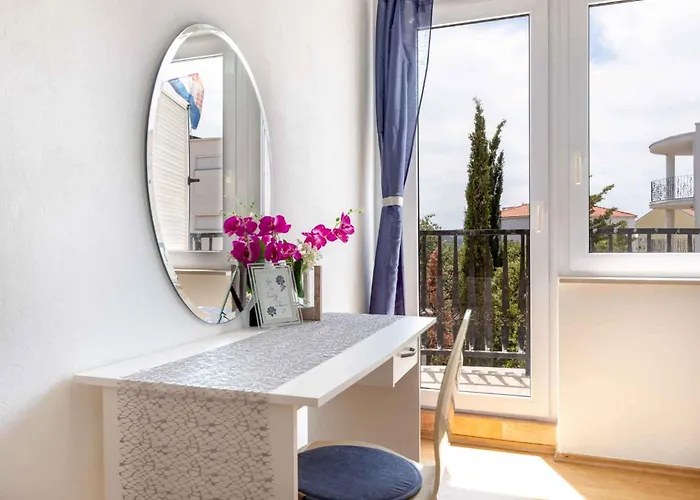 - Sibenik Riviera 36423 *